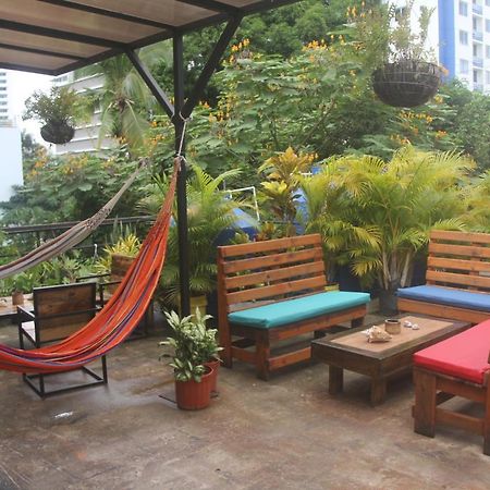 Eden'S Garden Hostel パナマ・シティー エクステリア 写真