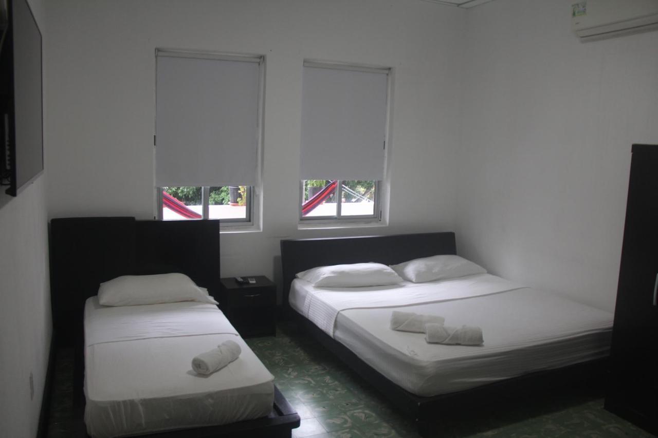 Eden'S Garden Hostel パナマ・シティー エクステリア 写真