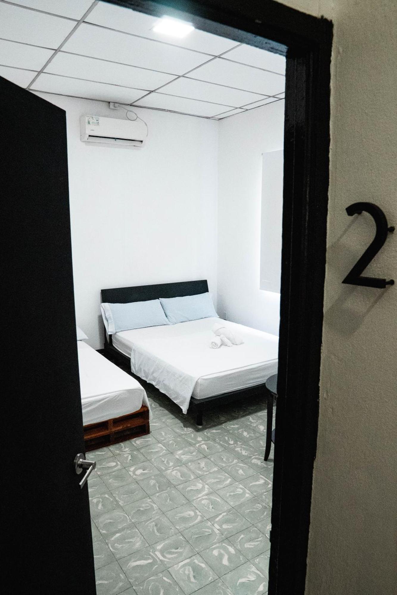 Eden'S Garden Hostel パナマ・シティー エクステリア 写真